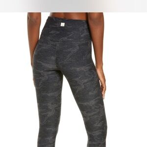 Vuori elevation grey camo full length leggings